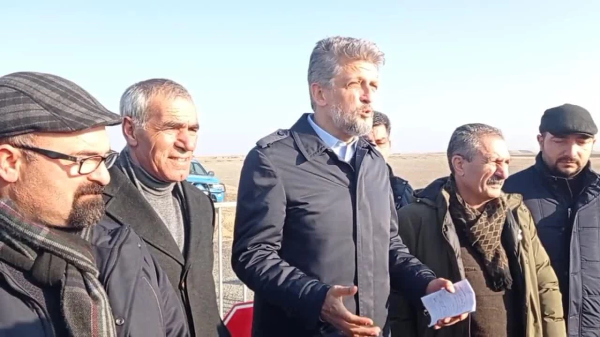 Garo Paylan, Türkiye-Ermenistan Sınırından Cumhurbaşkanı Erdoğan\'a Çağrı Yaptı: "Gelin Bu Sınırı Açalım, Adını da Hrant Dink Koyalım"