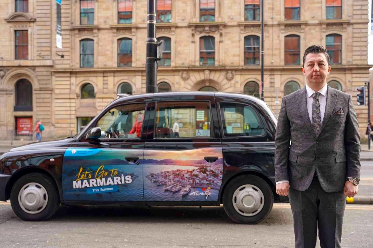 İngiltere\'deki taksiler Marmaris fotoğraflarıyla süslendi