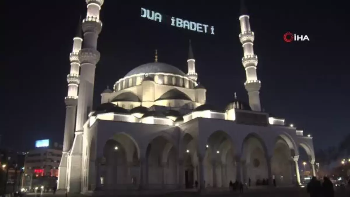 Ankara\'da Regaip Kandili sevinci