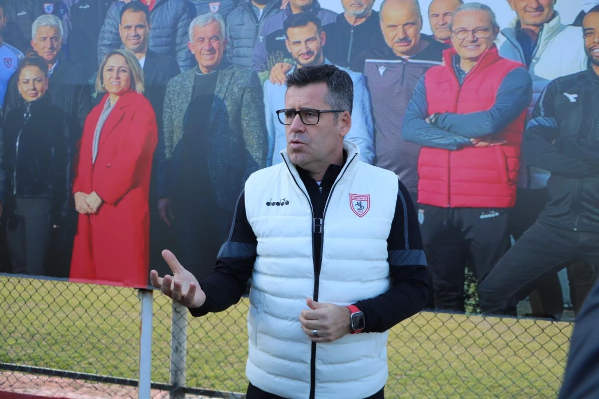 Hüseyin Eroğlu: "Eyüspor galibiyeti şampiyonluğa olan inanç ve motivasyonu arttırdı"