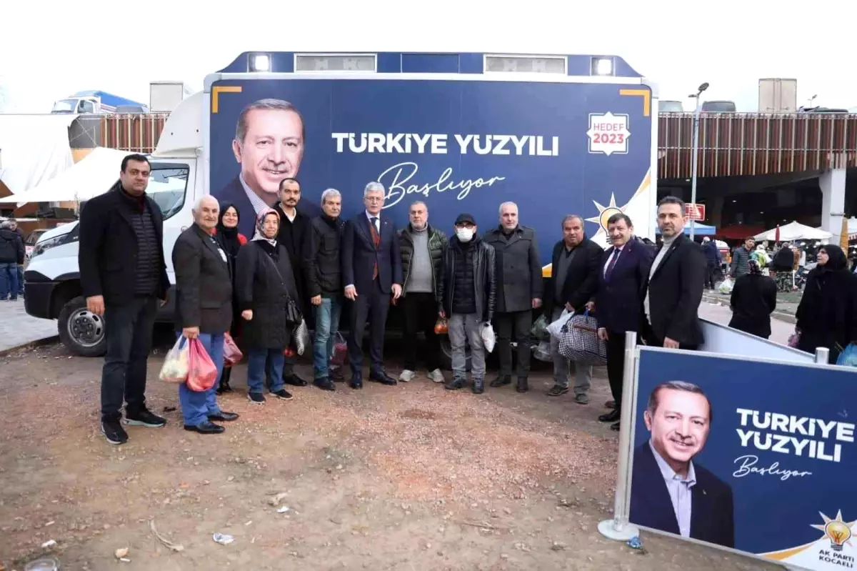 AK Nokta aracı, her gün yüzlerce yeni üye için yollara düşüyor