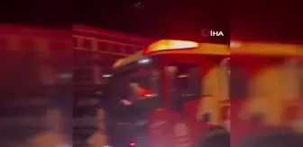 Antalya'da kapalı pazar yerinin çatısı fırtına nedeniyle çöktü