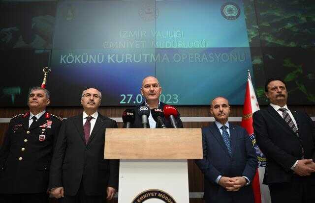 Bakan Soylu, İzmir'de 'Kökünü Kurutma Operasyonu' hakkında açıklama yaptı