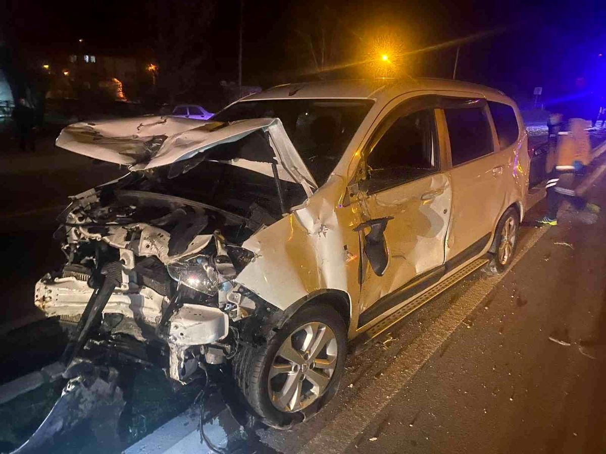Burdur\'da trafik kazası: 1 ölü, 6 yaralı