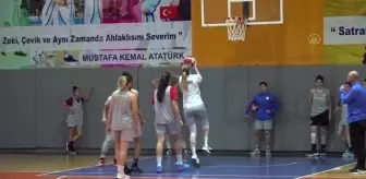 Hatay Büyükşehir Belediyespor Kadın Basketbol Takımı, ligi üst sıralarda bitirmek istiyor