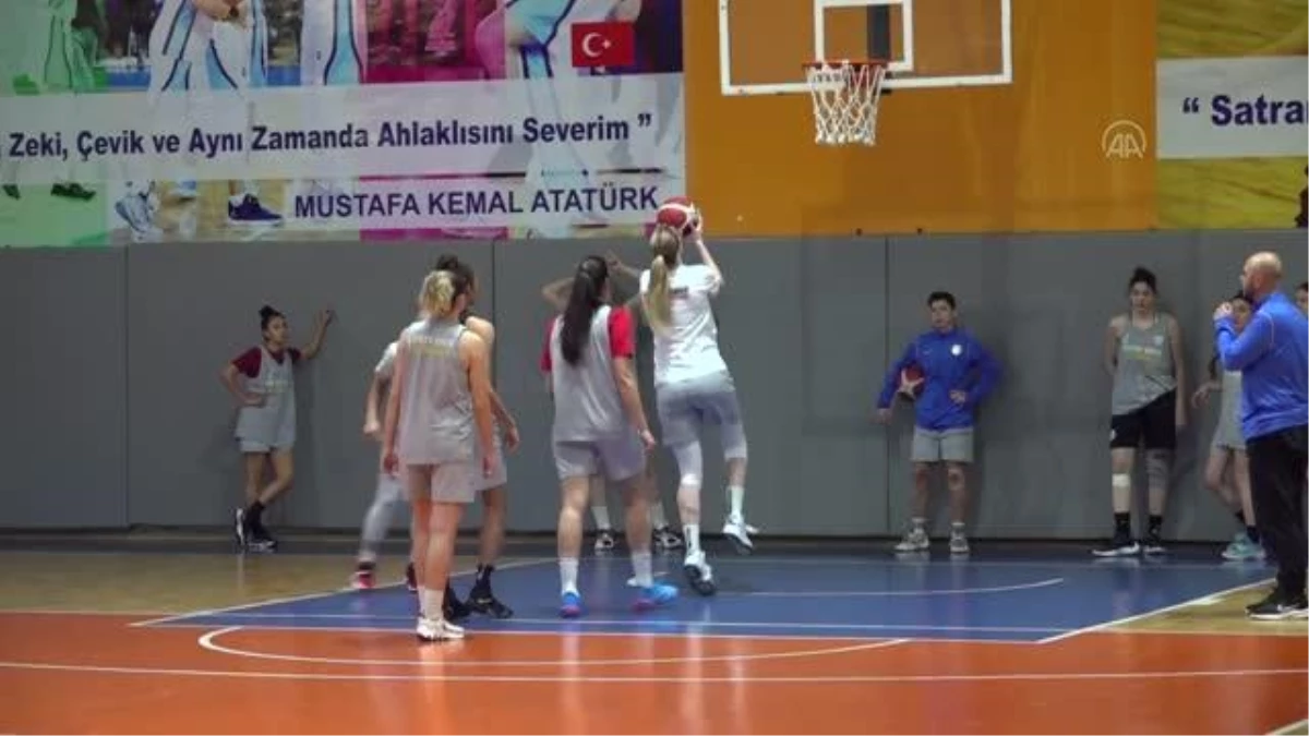 Hatay Büyükşehir Belediyespor Kadın Basketbol Takımı, ligi üst sıralarda bitirmek istiyor