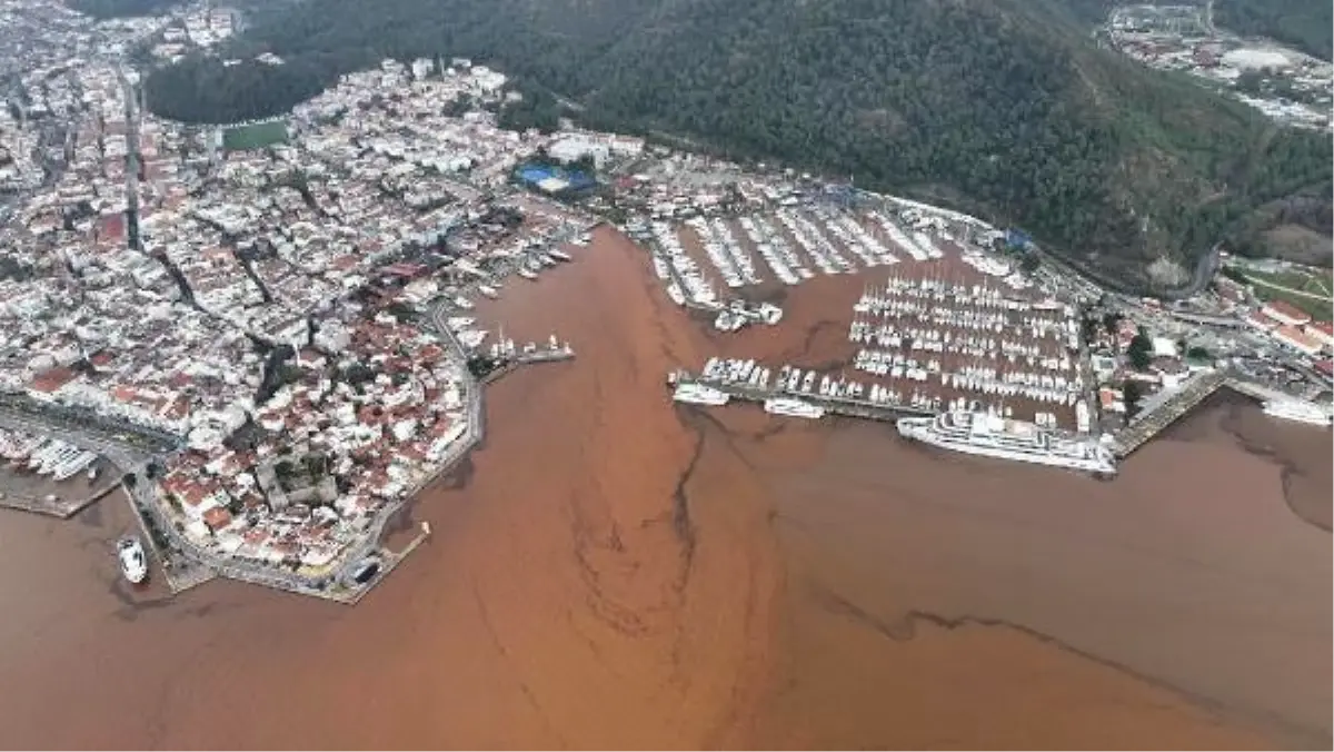 Marmaris\'i sağanak ve fırtına vurdu (2)