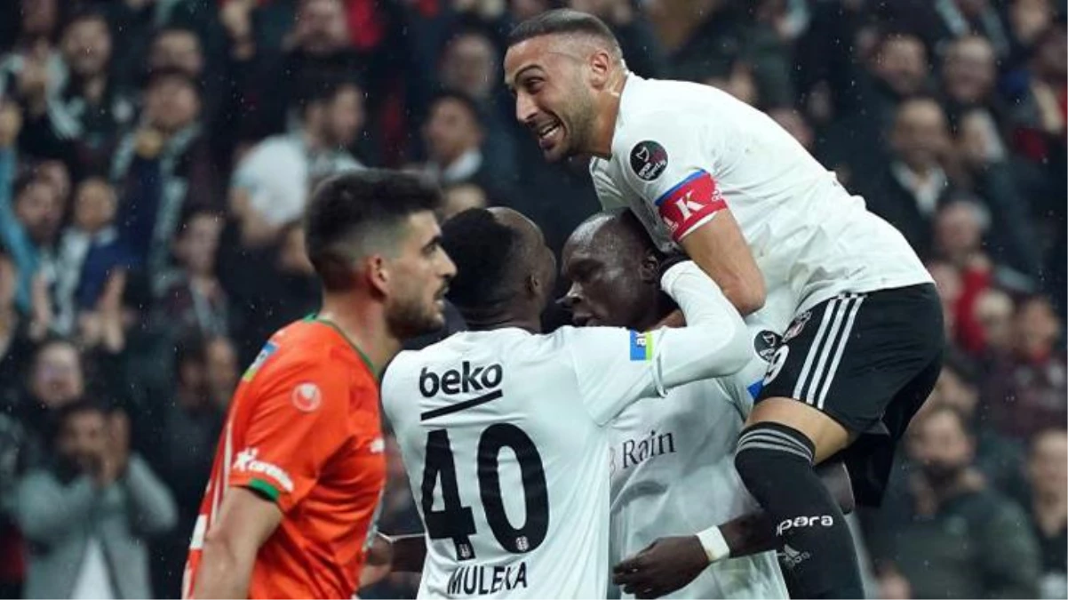 Son Dakika: Kara Kartal seriyi bozmadı! Beşiktaş, Alanyaspor\'u farka boğdu