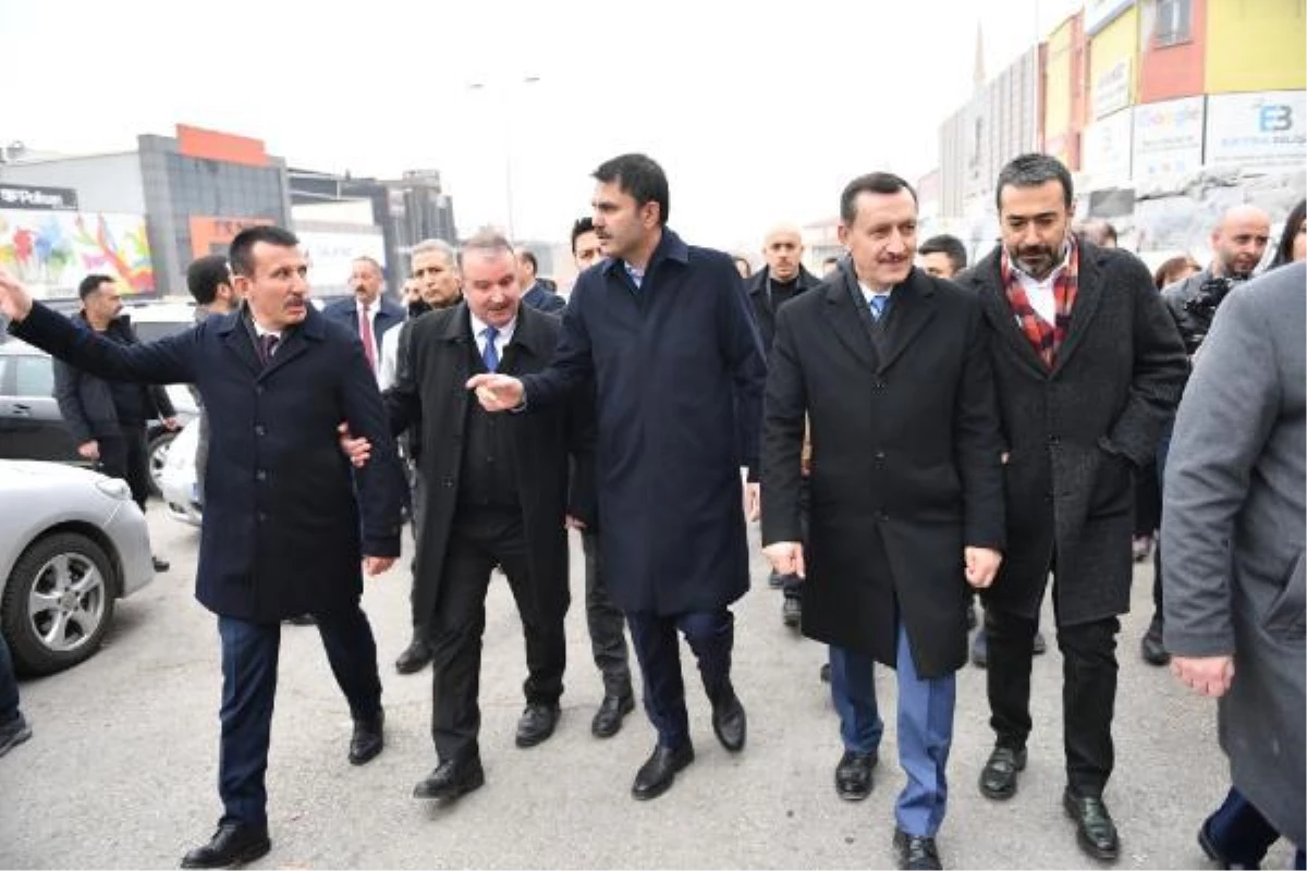 Bakan Kurum\'dan Ankara\'da esnaf ziyareti