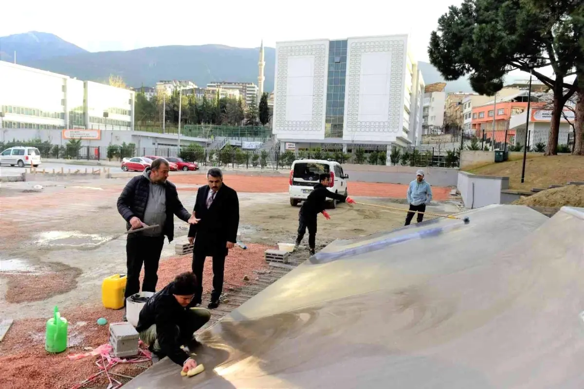 Başkan Yılmaz\'dan gençlere skate park