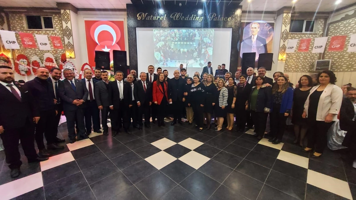 CHP Grup Başkanvekili Engin Özkoç, Amasya\'da birlik gecesine katıldı