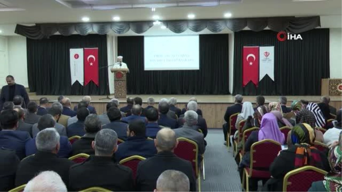 Diyanet İşleri Başkanı Erbaş: "Gençleri, çocukları ve aileyi muhafaza etmemiz lazım"