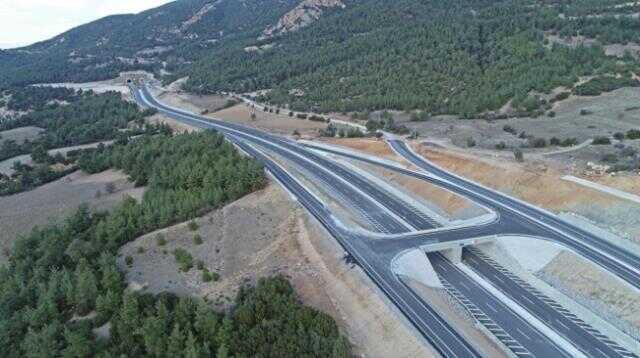 Ege ve Akdeniz'i birbirine bağlayan Honaz Tüneli açılıyor! 45 dakikalık yol 10 dakikaya inecek