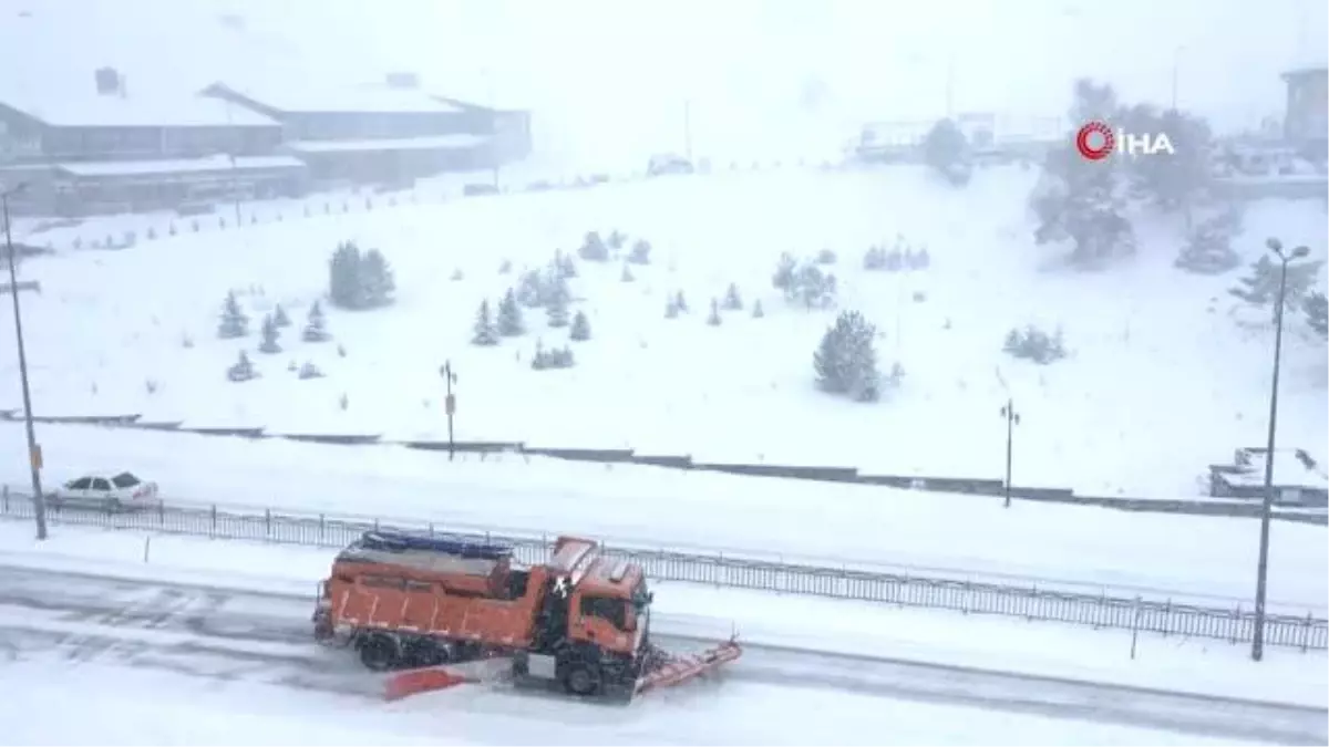 Erciyes\'te kar sevinci... Kar kalınlığı 45 santimi buldu