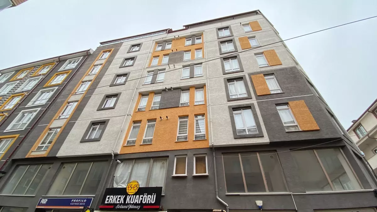 ESKİŞEHİR - Eşini, Bilecik\'te oğlunu öldüren şüpheli polise teslim oldu