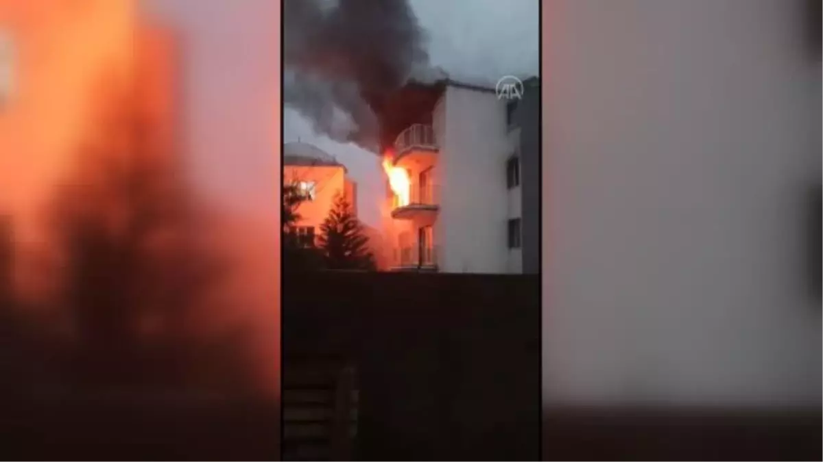 Evde çıkan yangında hasar oluştu