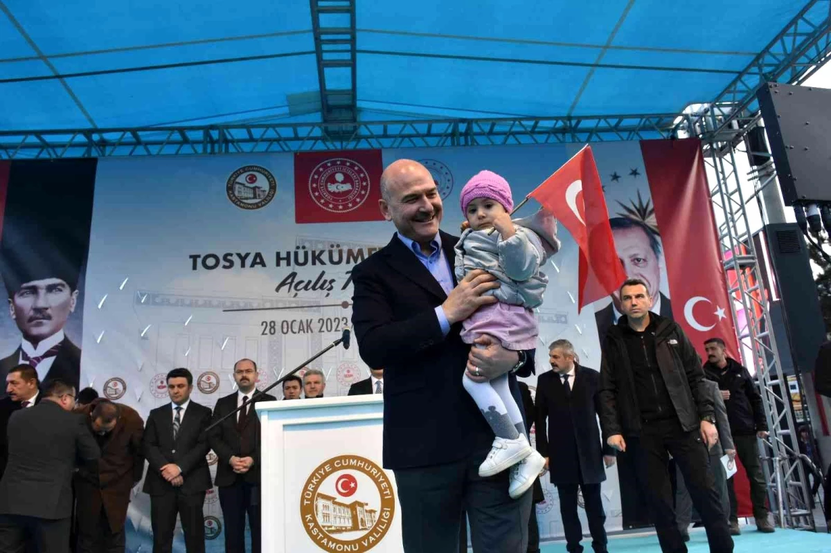 İçişleri Bakanı Süleyman Soylu: "PKK\'nın Türkiye\'deki defterini düreceğiz"