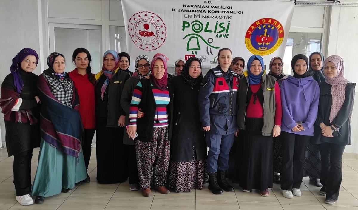 Jandarma annelere "UYUMA" projesini anlattı