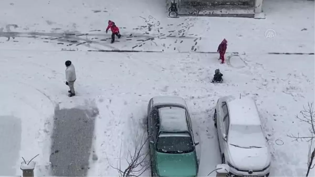 Soğuk hava, yerini kara bıraktı