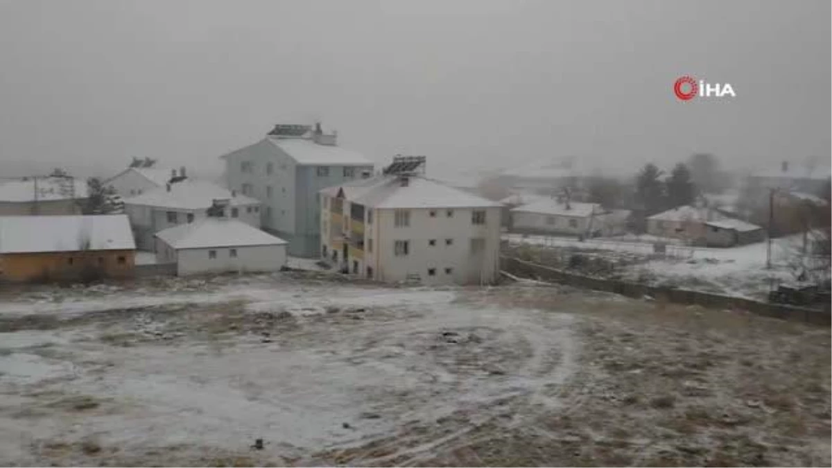Varto\'da beklenen kar yağışı başladı