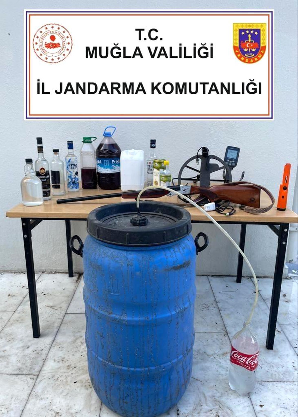 Yatağan\'da sahte alkol operasyonu