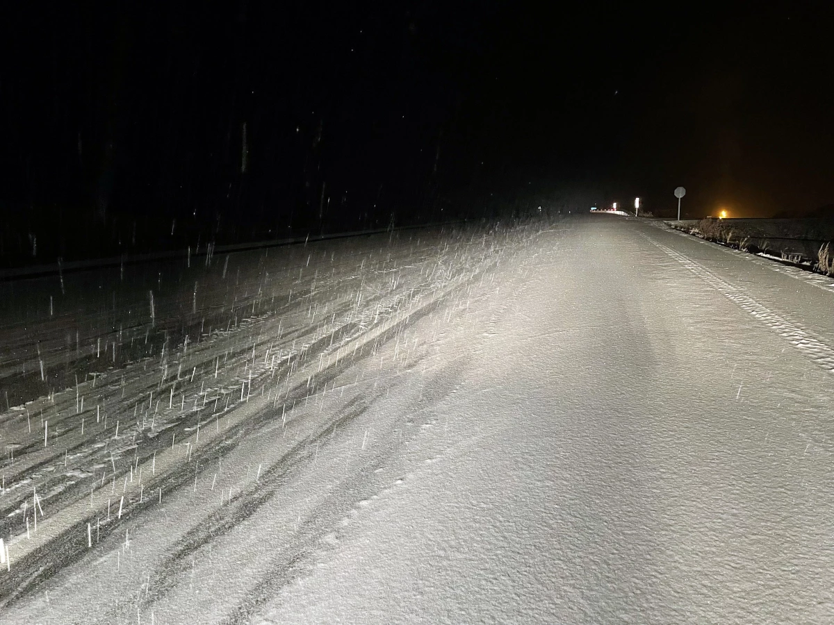 Kar ve tipi ulaşımı aksatıyor