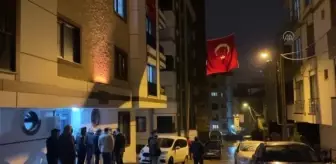Çekmeköy'de minibüsün asker eğlencesi yapanlara çarpması sonucu 1 kişi öldü, 3 kişi yaralandı