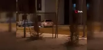 Elazığ'da park etmeden önce drift atan sürücü kamerada