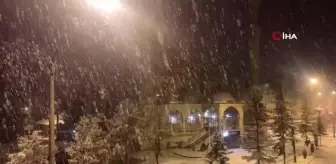 Kastamonu'nun yüksek kesimlerinde kar yağışı etkili oldu