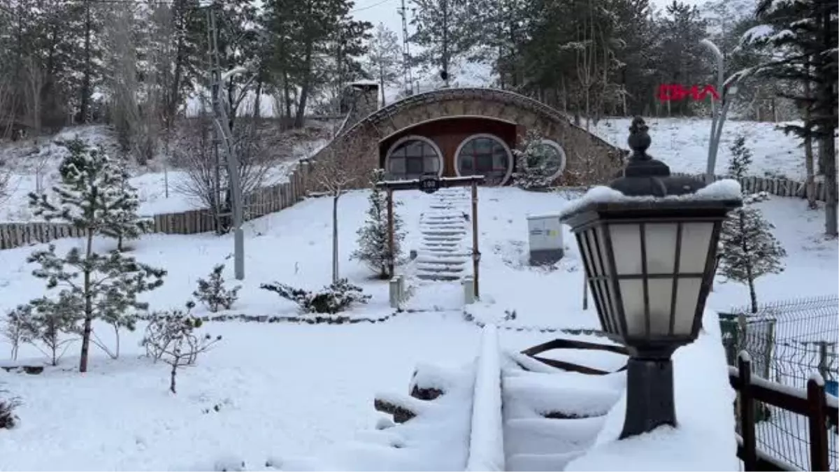 SİVAS\'TA 105 YERLEŞİM YERİNİN YOLU KARDAN KAPANDI