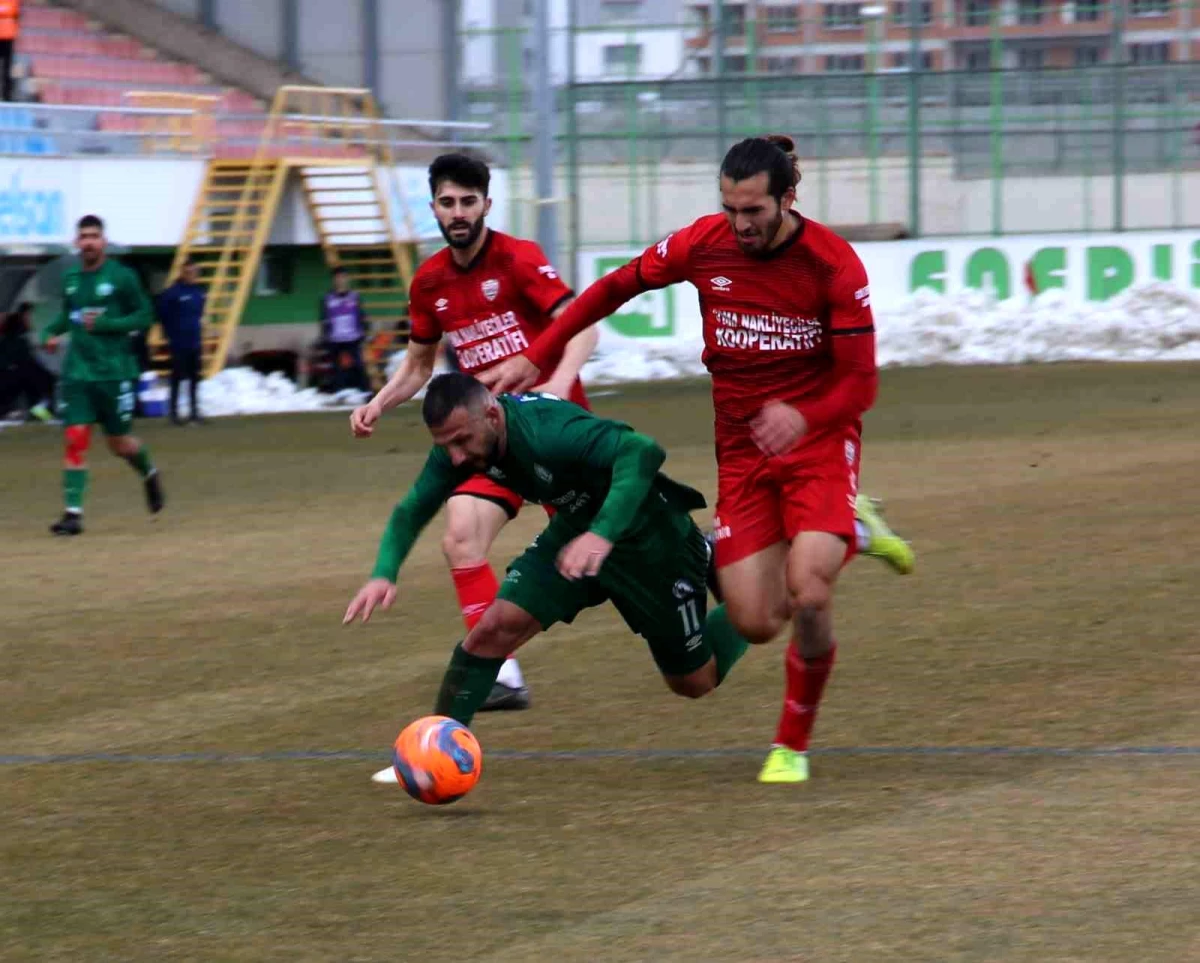 TFF 2. Lig: Sivas Belediyespor: 1 Somaspor: 2