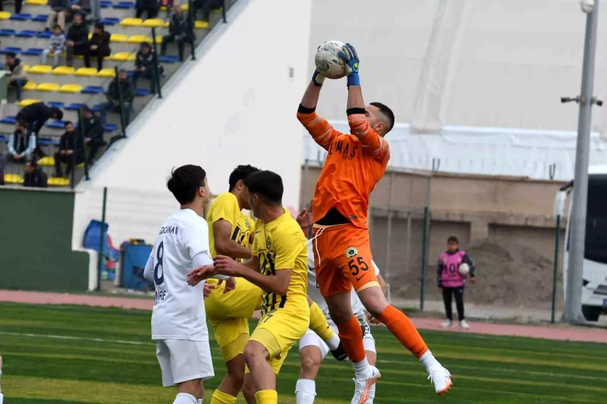 TFF 2. Lig: Tarsus İdman Yurdu: 0 Menemen Futbol Kulübü: 2