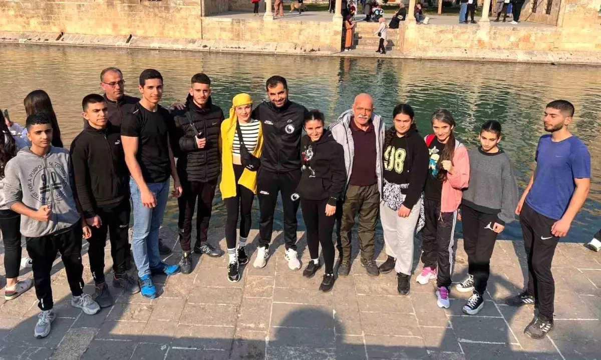 Tuncelili sporcular, turnuvadan madalyalar ile döndü