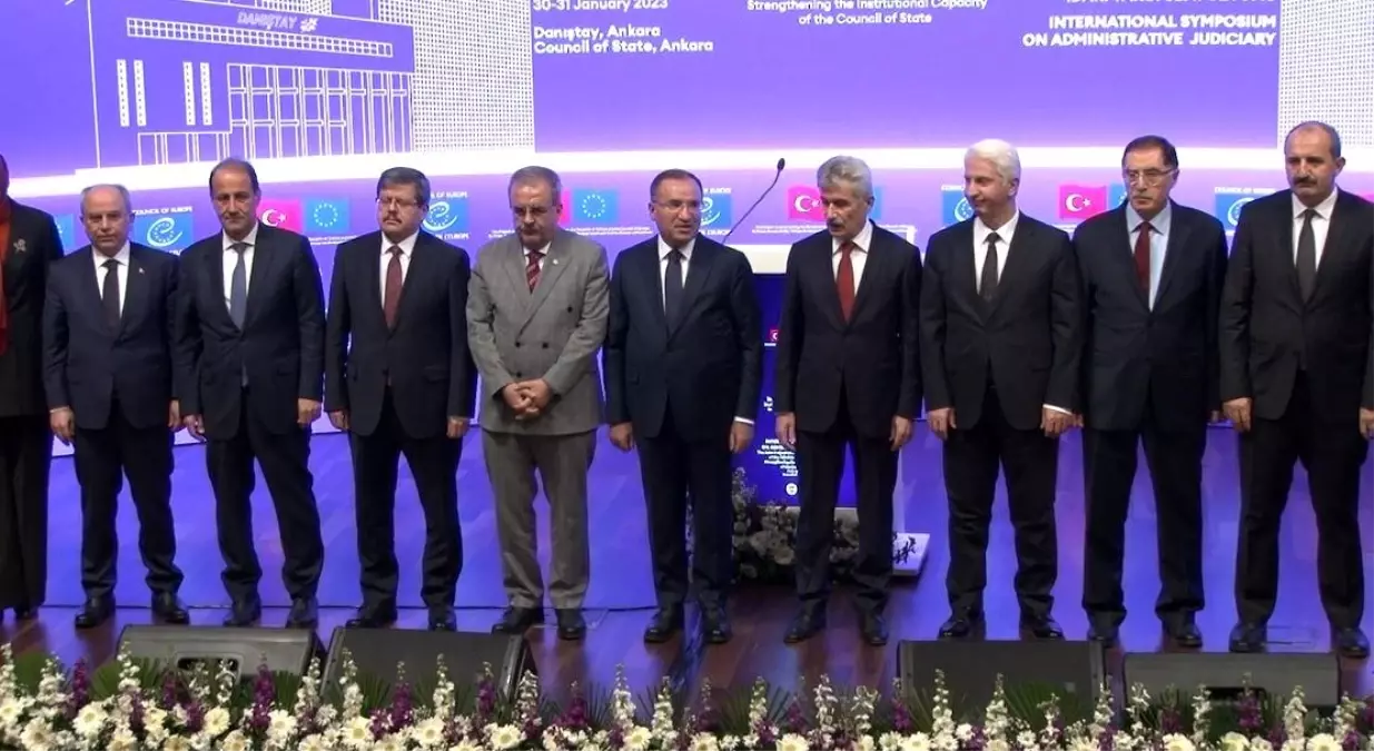 Bakan Bozdağ: "Bizim amacımız nerede iyi varsa o iyiyi bulmak, en iyi uygulama örnekleri ile Türk yargısını oluşturmaktır"