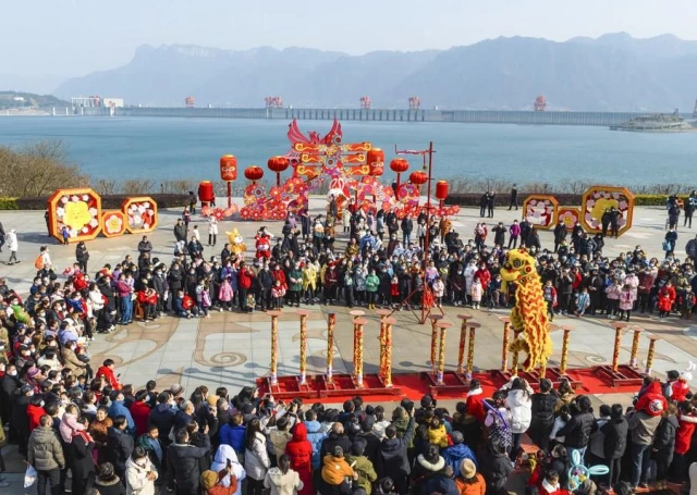 Çin'in Hubei Eyaletindeki Manzara Noktaları, 2019'daki Ticari Hareketliliğe Ulaştı