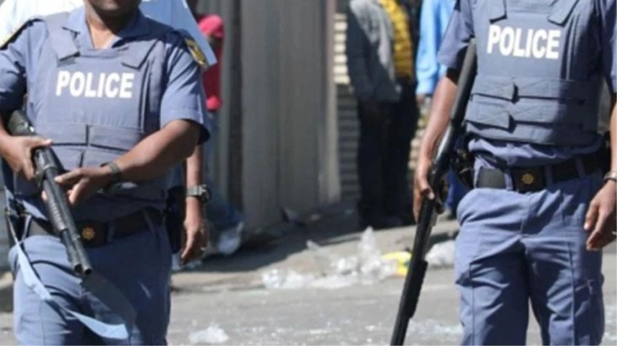 Güney Afrika\'da doğum günü partisine saldırı düzenlendi: 8 kişi öldü, 3 kişi yaralandı