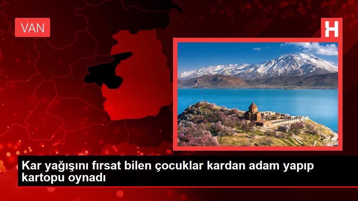 Kar yağışını fırsat bilen çocuklar kardan adam yapıp kartopu oynadı