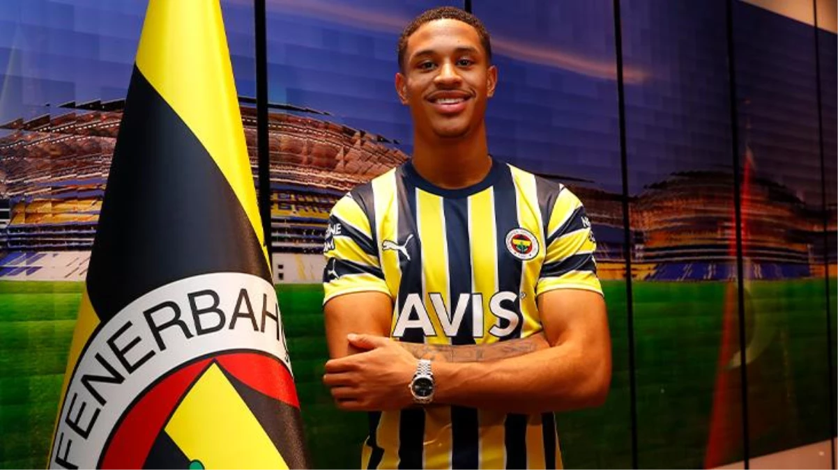 Son Dakika: Fenerbahçe resmen Jayden Oosterwolde\'yi renklerine bağladı! İşte Parma\'nın aldığı bonservis