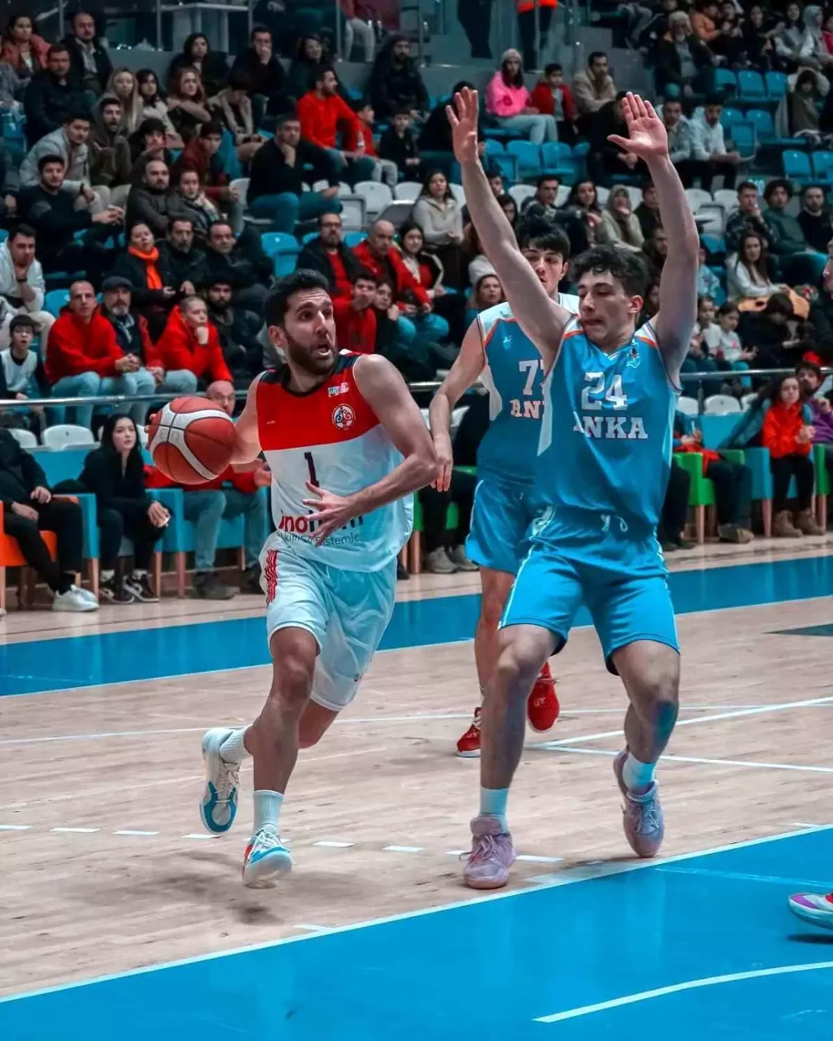 Tekbaş; "Taraftarımız bizi desteklemeye devam etsin"