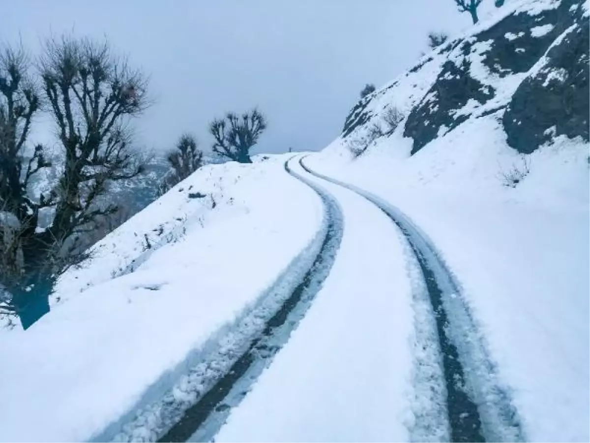 Batman\'da 51 yerleşim yerinin yolu kapandı