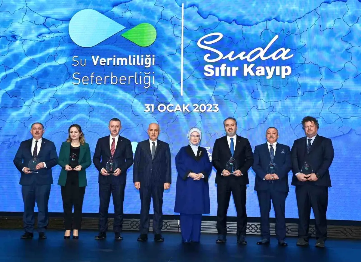 Emine Erdoğan: "Su vatandır inancıyla geleceğimize birlikte sahip çıkalım"