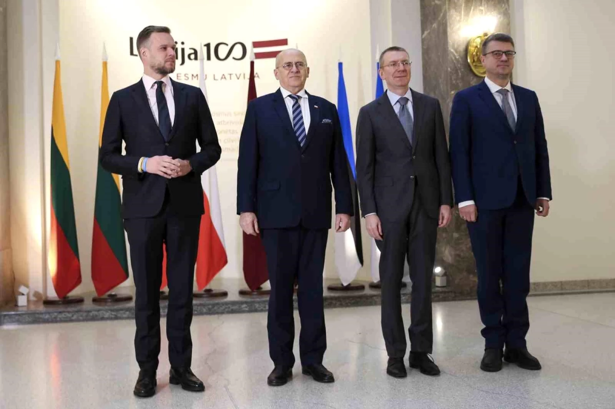 Polonya Dışişleri Bakanı Rau: "Polonya ve Baltık ülkeleri, Rusya\'ya yönelik yaptırımların genişletilmesi konusunda hemfikir"