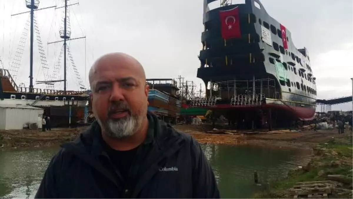 5 KATLI GEZİ TEKNESİ 2 GÜNDE SUYA İNDİRİLDİ