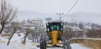 Ağrı'da 86 köy yolu kardan kapalı