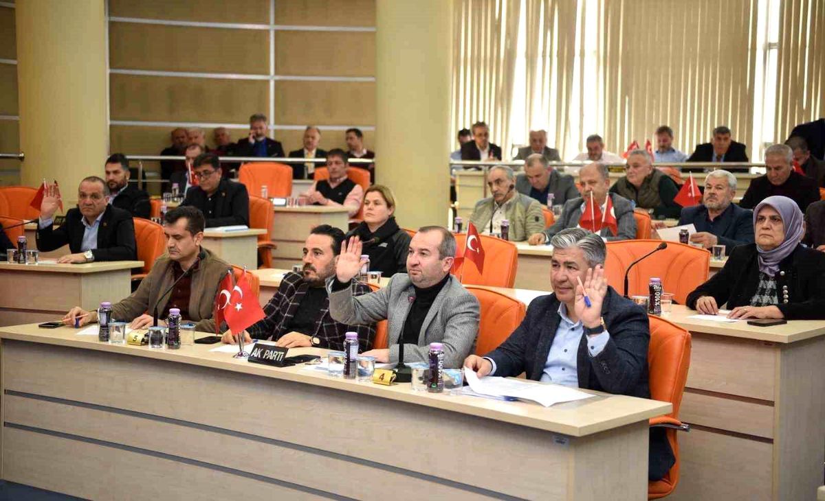 Başkan Tütüncü: "Kepez\'in 45 yıllık mülkiyet ve imar sorunlarını çözdük"
