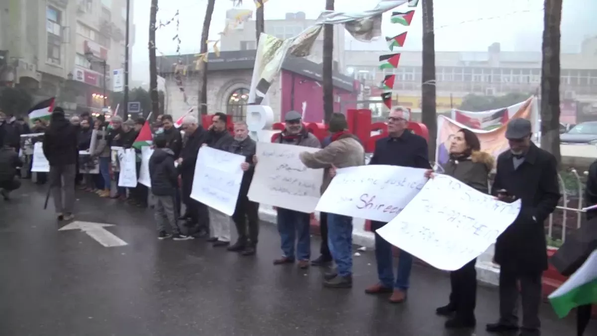 Blinken\'e Protesto: Filistin Halkı İsrail\'e Karşı Sessiz Kalmayacak