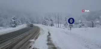 Domaniç'te kar kalınlığı 30 santimetreye ulaştı