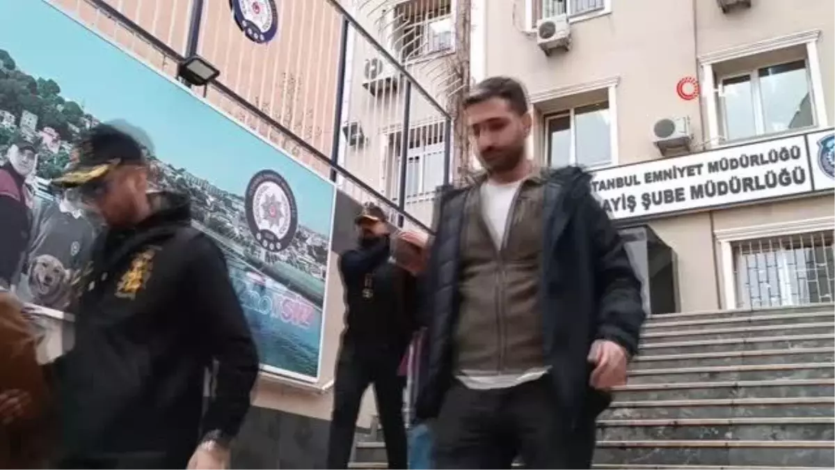 Fabrikada başına silah dayayıp gasp etmişlerdi, aynı gün yakalandılar