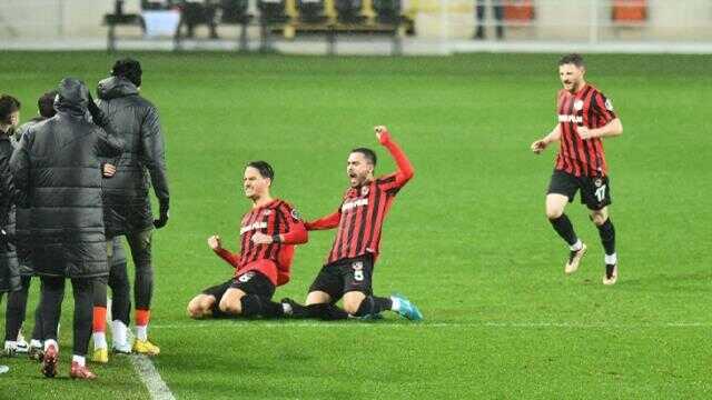 Gaziantep 6 ayın acısını bir maçta çıkardı! Volkan Demirel'in öğrencileri neye uğradığını şaşırdı