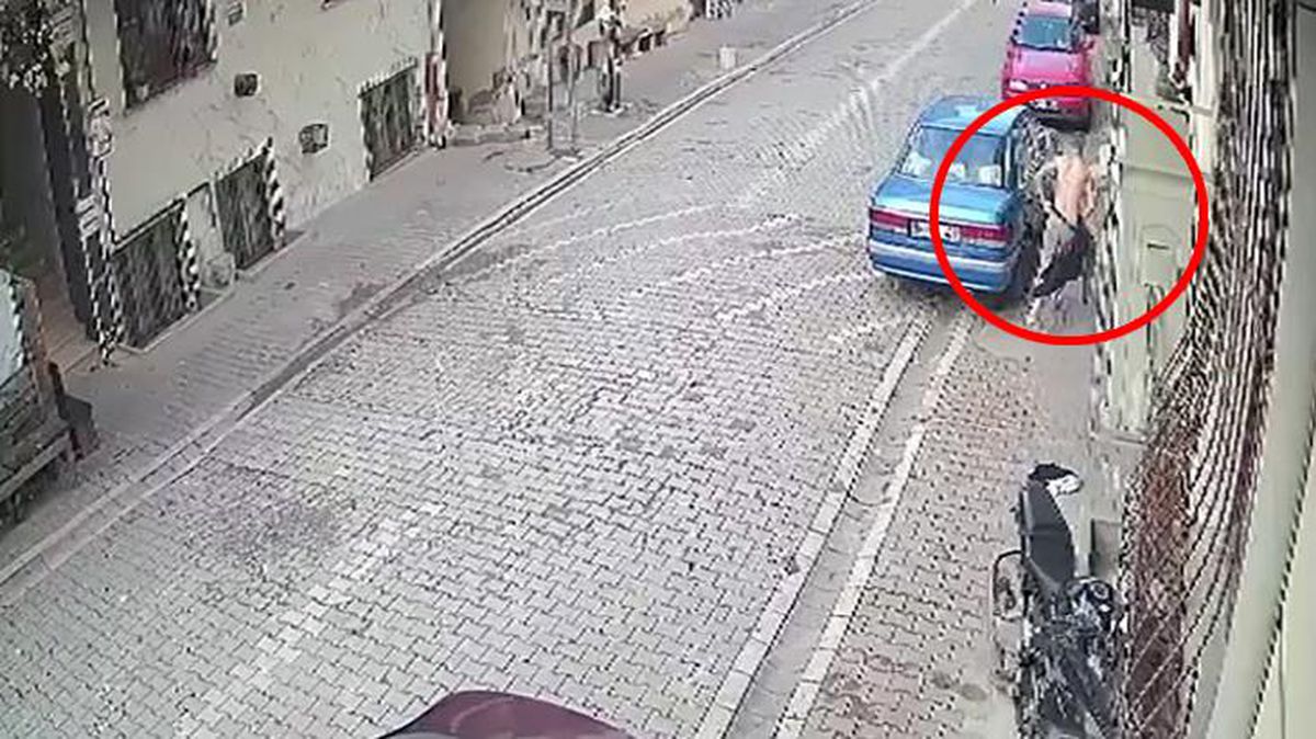 İnternetten tanıştığı engelli gencin evine gitti, aileye yakalanınca yarı çıplak halde kaçtı